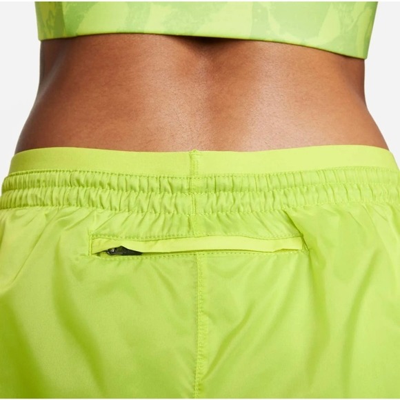 Nike Icon Clash Luxe 2 in 1 Layered Mid-Rise Running Shorts - Picture 6 of 7